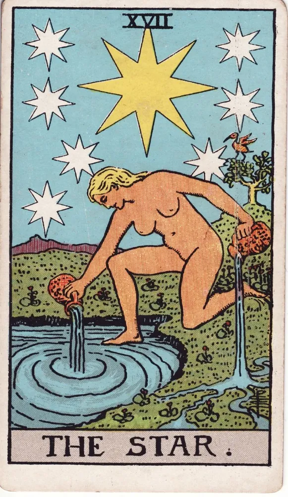 A carta A Estrela do tarô Rider–Waite: uma figura vertendo água sob as estrelas